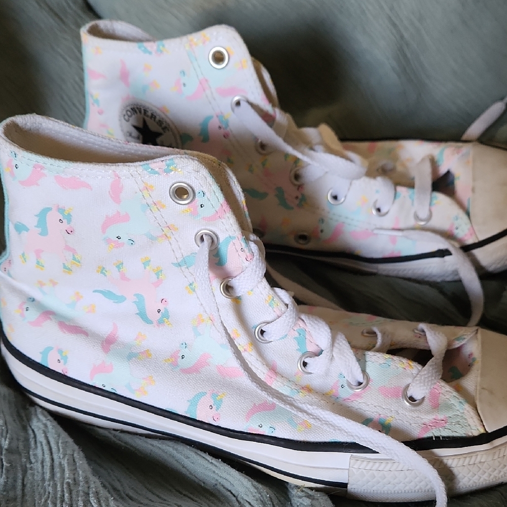 Converse Kids Sneakers -Unicorns On Rollerskates White with Multicolor Pattern